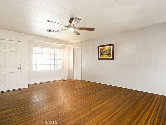 4th image of 17292 Owen St