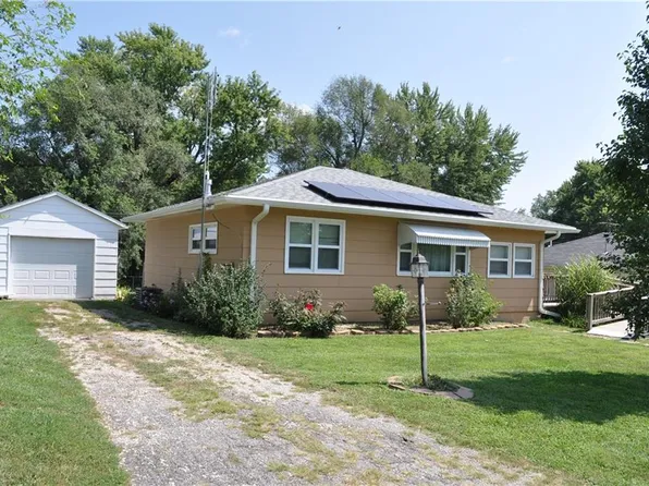 208 Main St, King City, MO 64463
