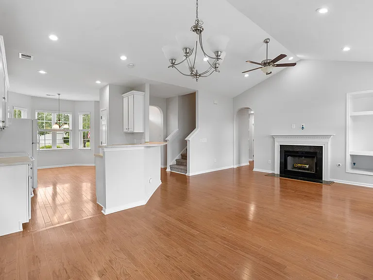 136 Gathering Island Rd — Photo 14