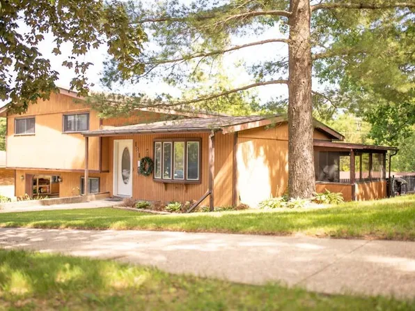 1311 Sharon Street, Janesville, WI 53545