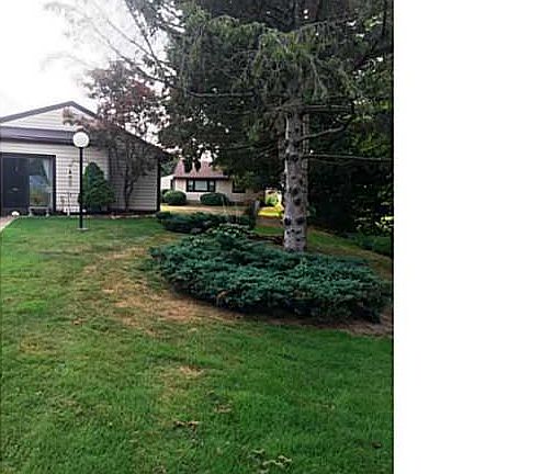 2nd image of 753 Fairway Cir