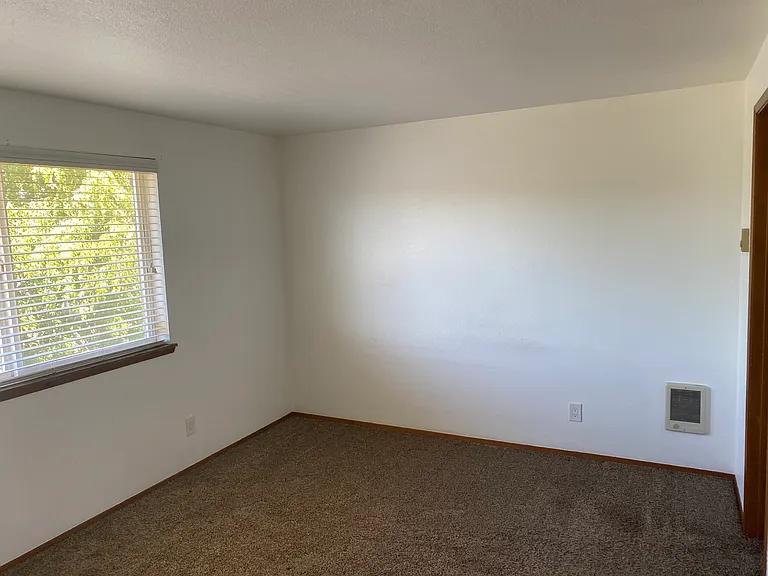 121 Kensington Ave SW #3 — Photo 10