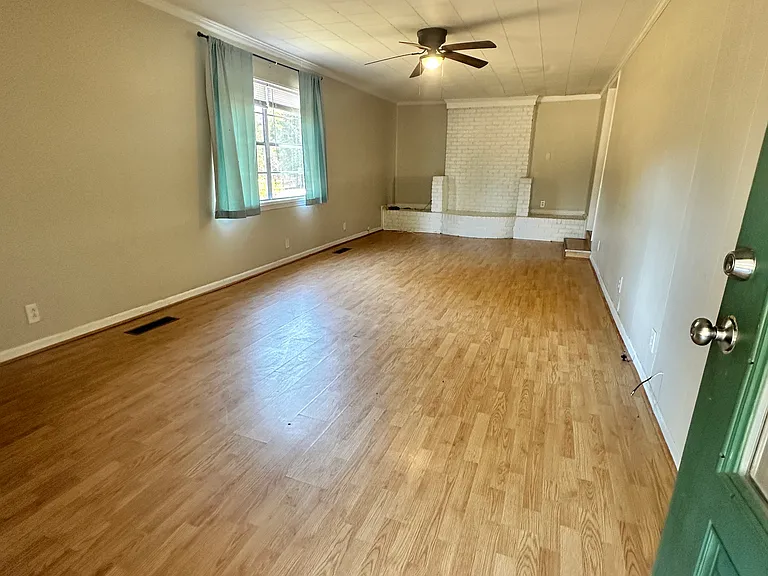 1034 Boys Club Rd — Photo 34