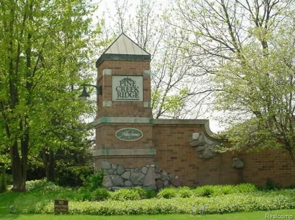 LOT 32 Pinemont Dr, Brighton, MI 48116