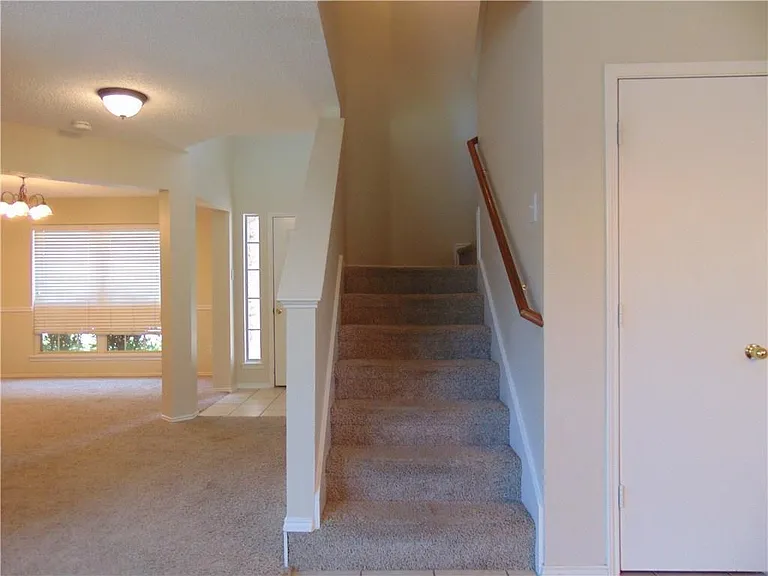 9812 Coolidge Dr — Photo 10