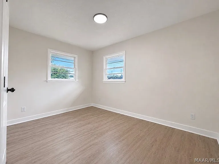 3821 Harrison Rd — Photo 4
