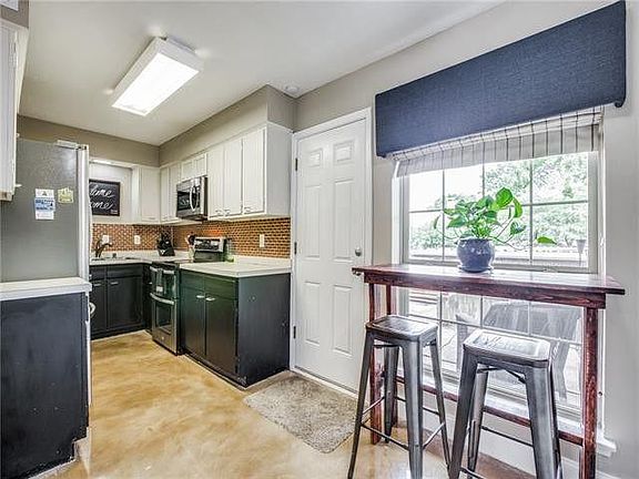 2nd image of 7609 Woodthrush Dr #13