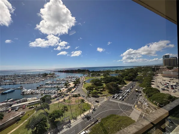 1600 Ala Moana Blvd APT 1808, Honolulu, HI 96815
