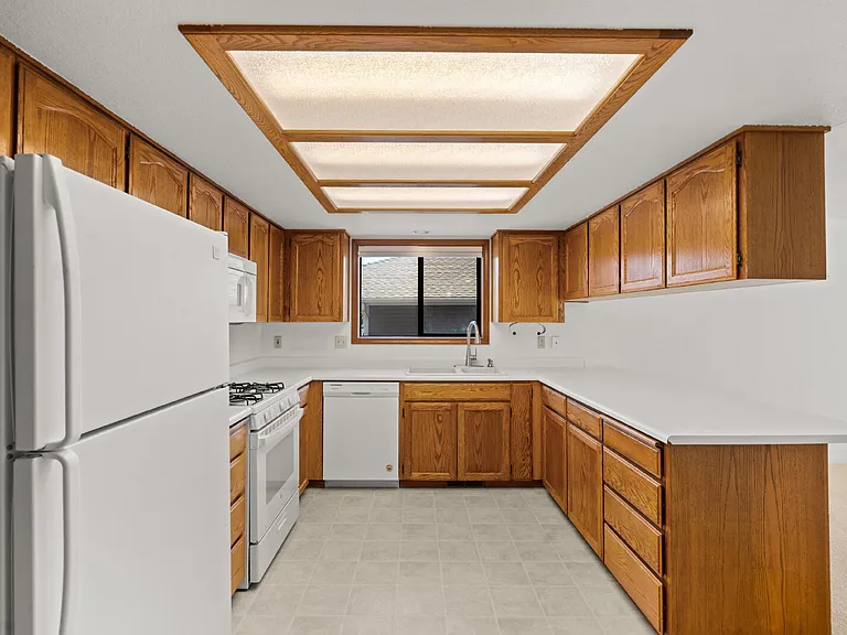 2890 Wedgewood Ln — Photo 14
