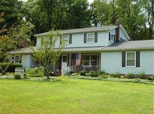 11945 Clarkwood Dr, Chardon, OH 44024