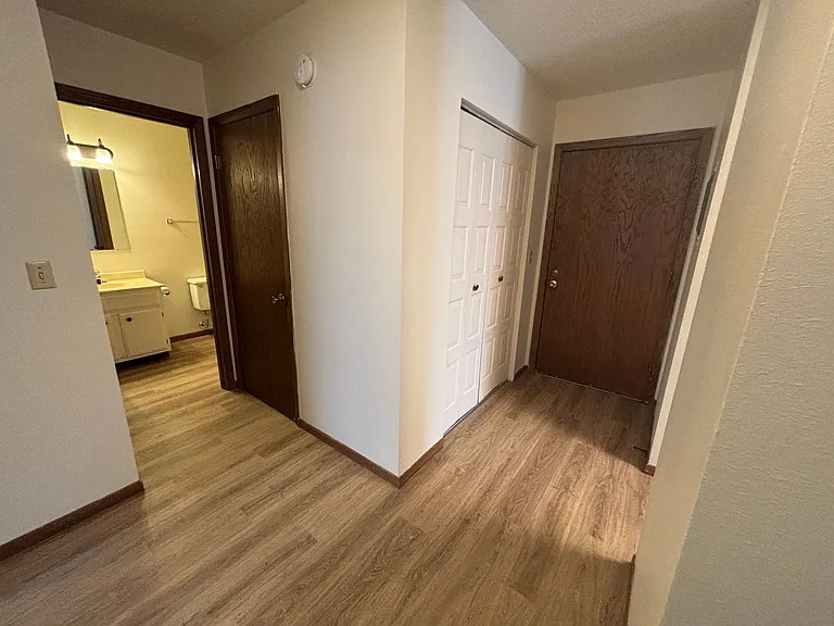 201-S — Photo 11