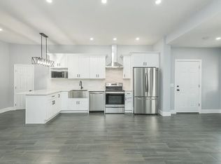 41-08 Ditmars Blvd #1Q, Astoria, NY 11105