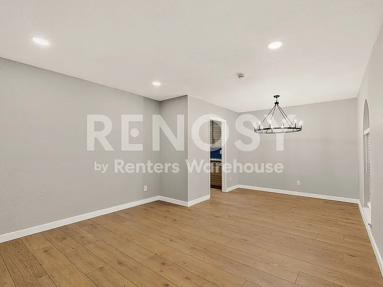 913 Overdowns Dr — Photo 21