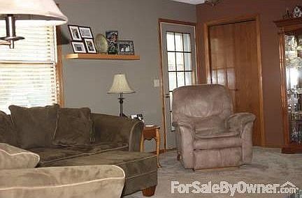 Open Concept Main Level