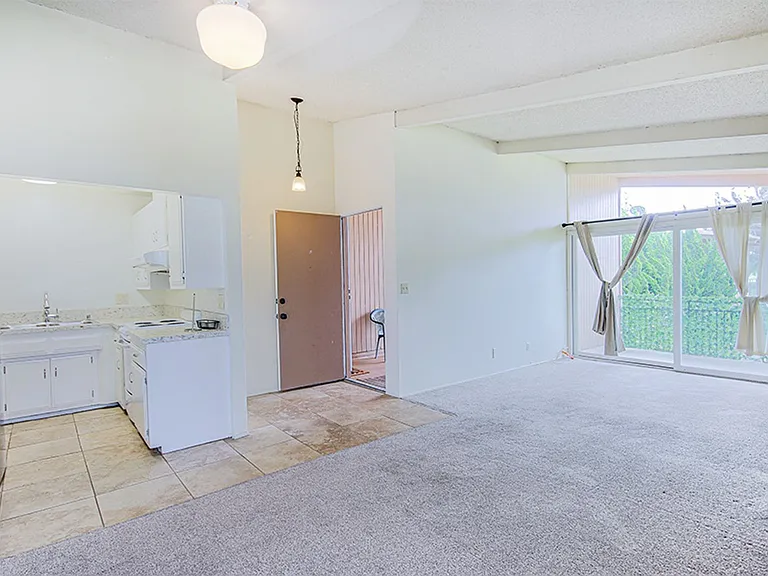 5542 Fernhill Cir — Photo 28