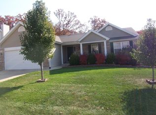 2439 Silver Lake Estates Dr, Pacific, MO 63069