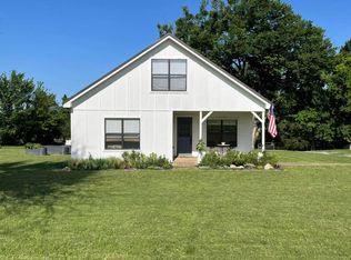 12099 S Bee Emet Rd, Milburn, OK 73450