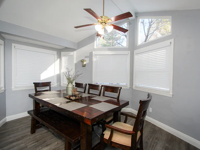 544 Temple Ln — Photo 4