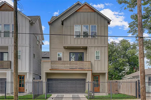 1505 Evelyn St Photo 1