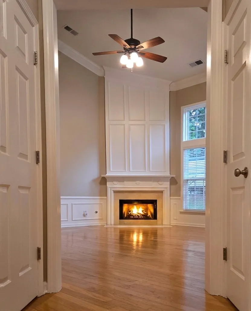 2042 Polesdean Lane — Photo 3
