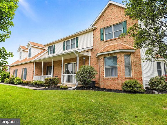 2nd image of 2045 Farmall Dr