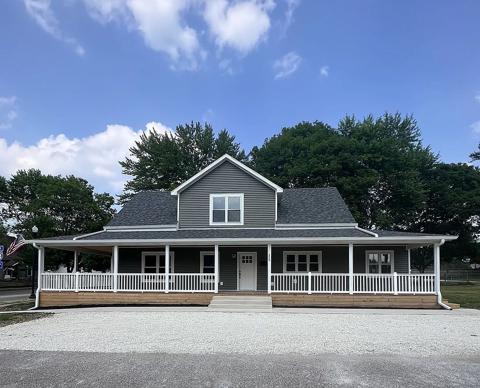 220 10th St - Property Image