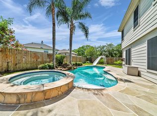 3811 Hickory View Ct, Friendswood, TX 77546