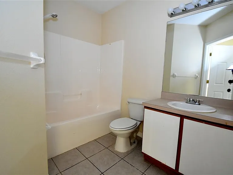 9612 Seadale Ct #201 — Photo 33
