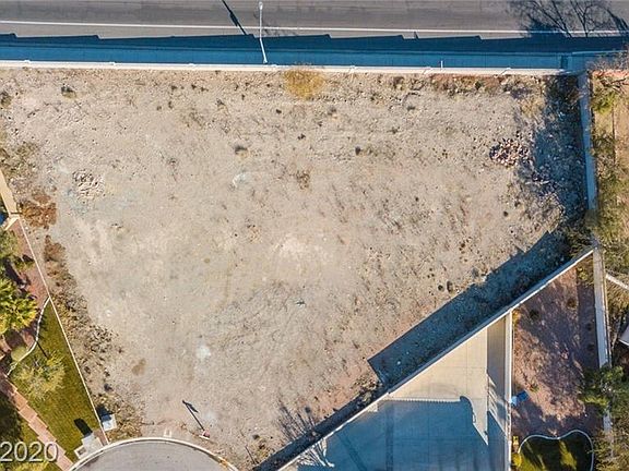 4th image of 1860 Fox Canyon Cir