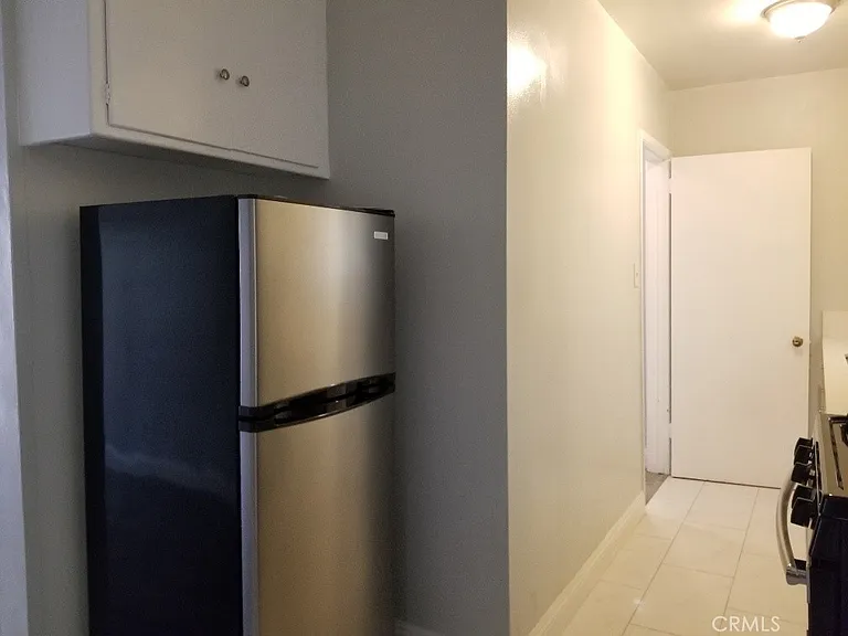 285 N Holliston Ave #1 — Photo 14