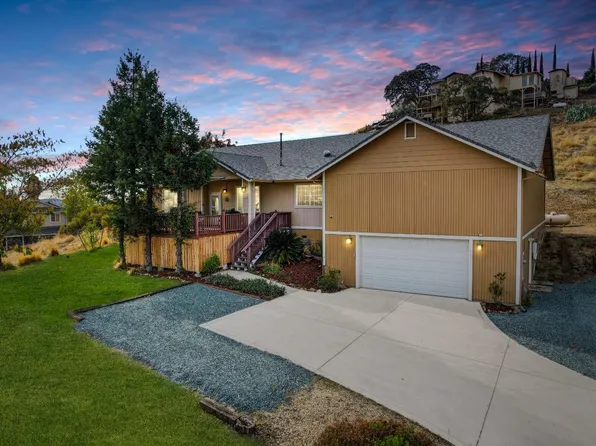 4213 Lakeview Dr, Ione, CA 95640