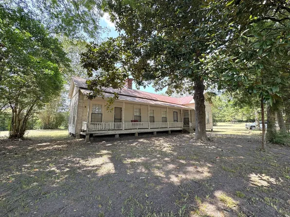 S Pitzer St, Colmesneil, TX 75938