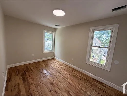 3 bed, $3,400 — Photo 2