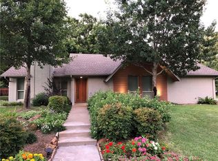 2400 Inverrary Dr, Ennis, TX 75119