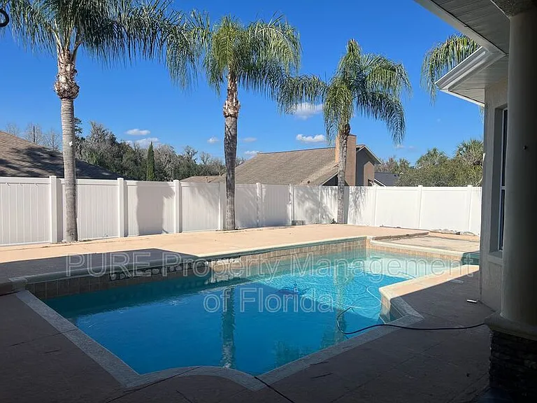 1035 SW 33rd Pl — Photo 38