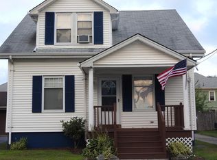 33 Calder St, Pawtucket, RI 02861