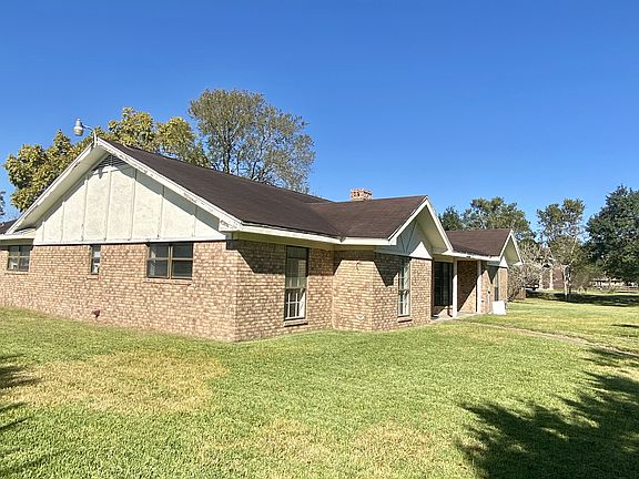 2nd image of 3846 Skylark Way