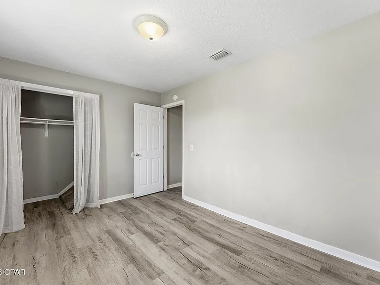 116 Cheri Ln — Photo 23
