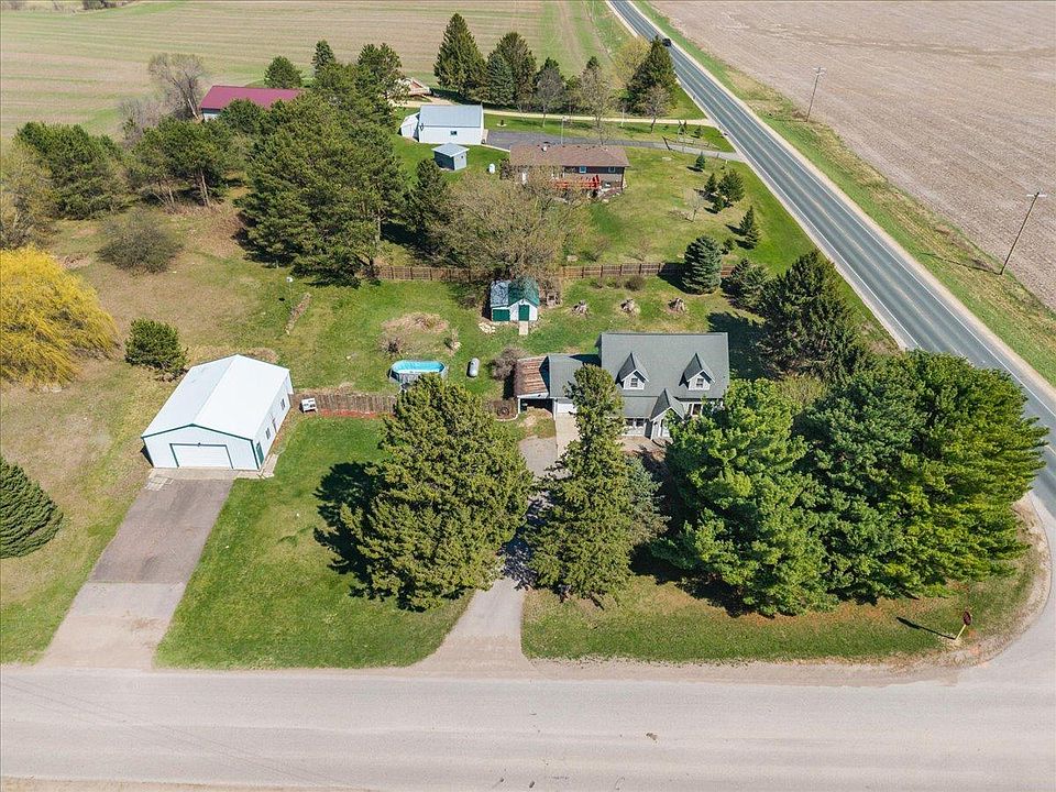 1st image of N3706 690th St