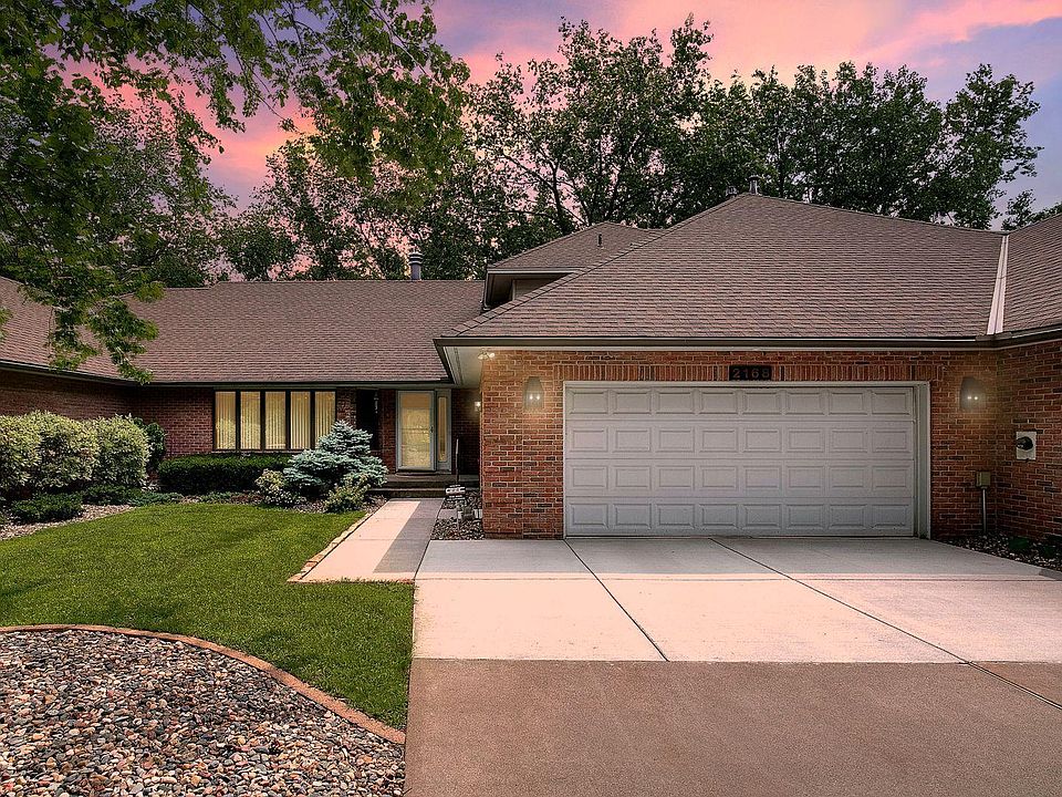 1st image of 2168 Ferris Ln