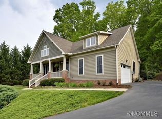 346 Scarlet Tanager Ct, Arden, NC 28704