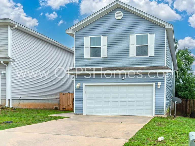 193 Johnson Ct — Photo 3