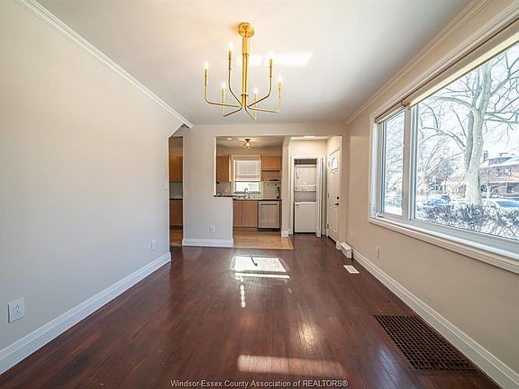 3rd image of 1748 Kildare Rd