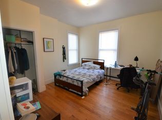 35 Brookline St APT 16, Cambridge, MA 02139