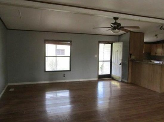 5th image of 10836 E. Arrowhead Dr.