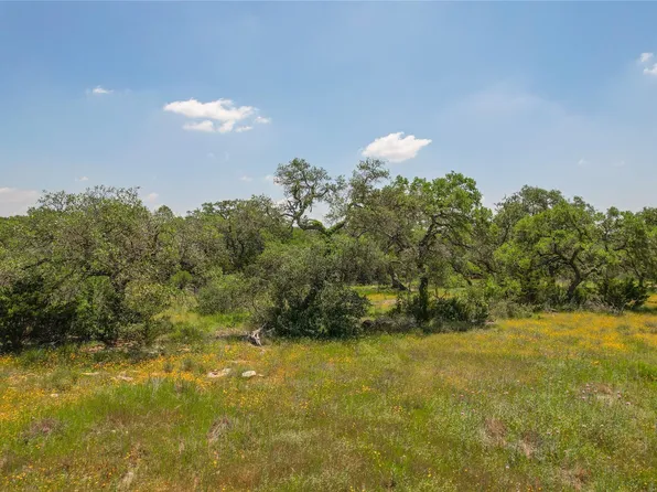 121 Asa Harold, Blanco, TX 78606