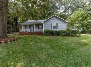 8507 Lochinvar Dr, Charlotte, NC 28227