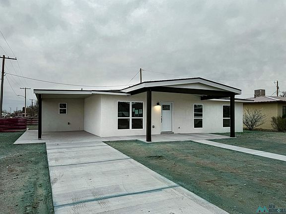 3rd image of 301 S Evergreen Ave