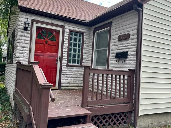 1122 E Elza Ave, Hazel Park, MI 48030