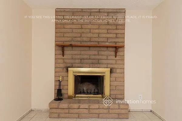 1216 W Halstead Dr — Photo 3